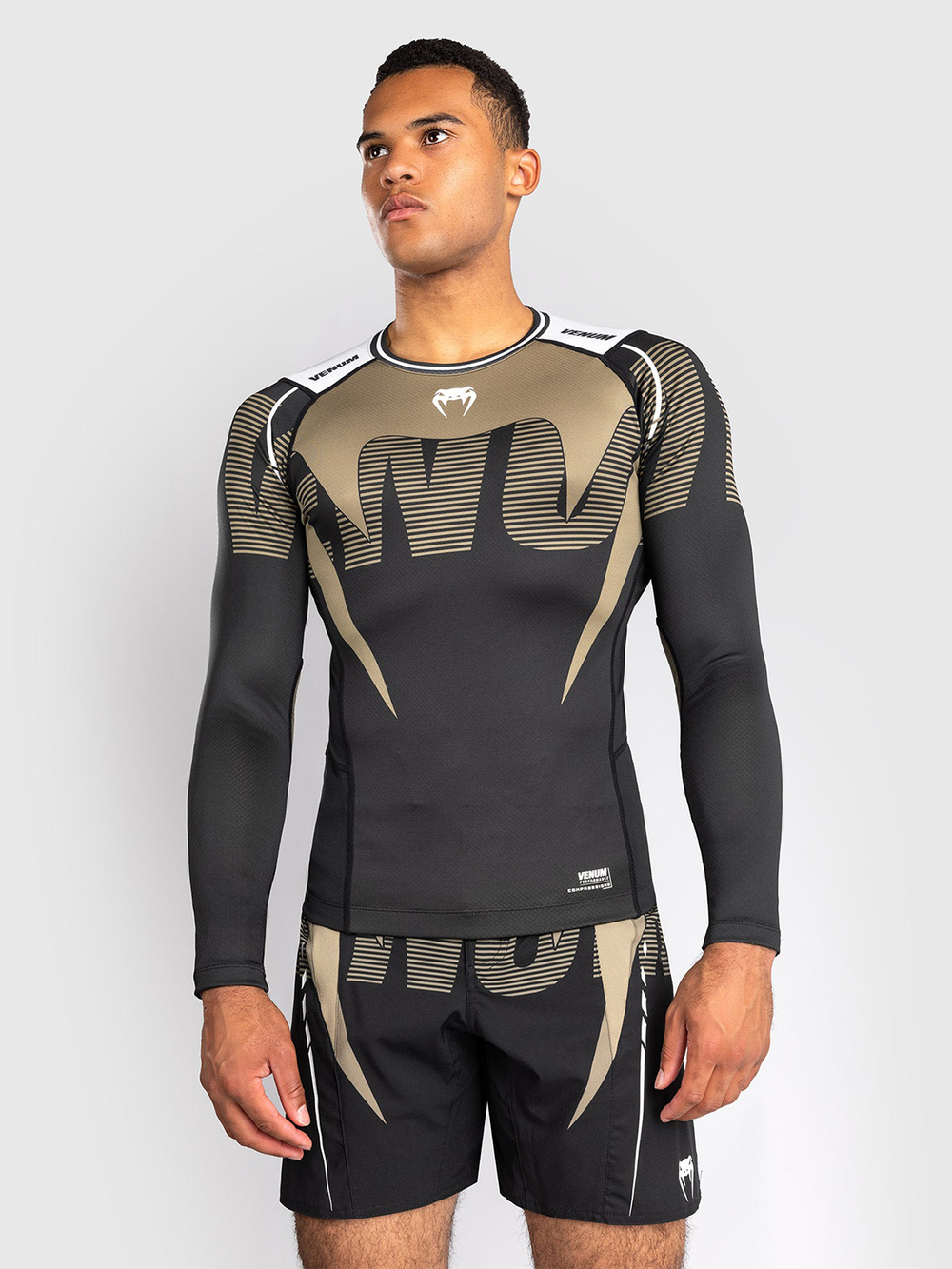 Рашгард Venum Adrenaline Black/Sand L/S