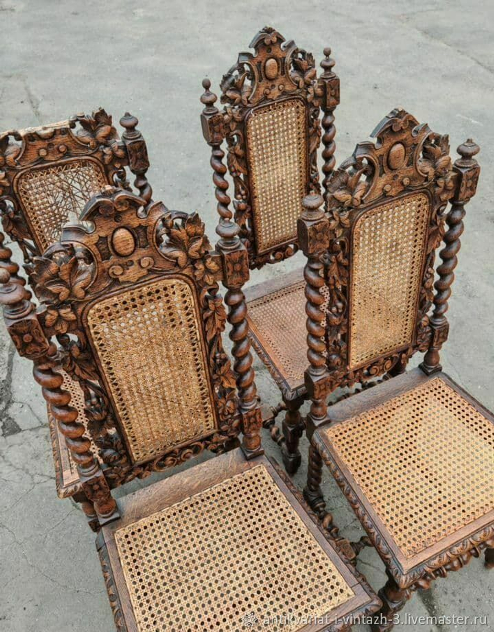 Антикварные французские стулья