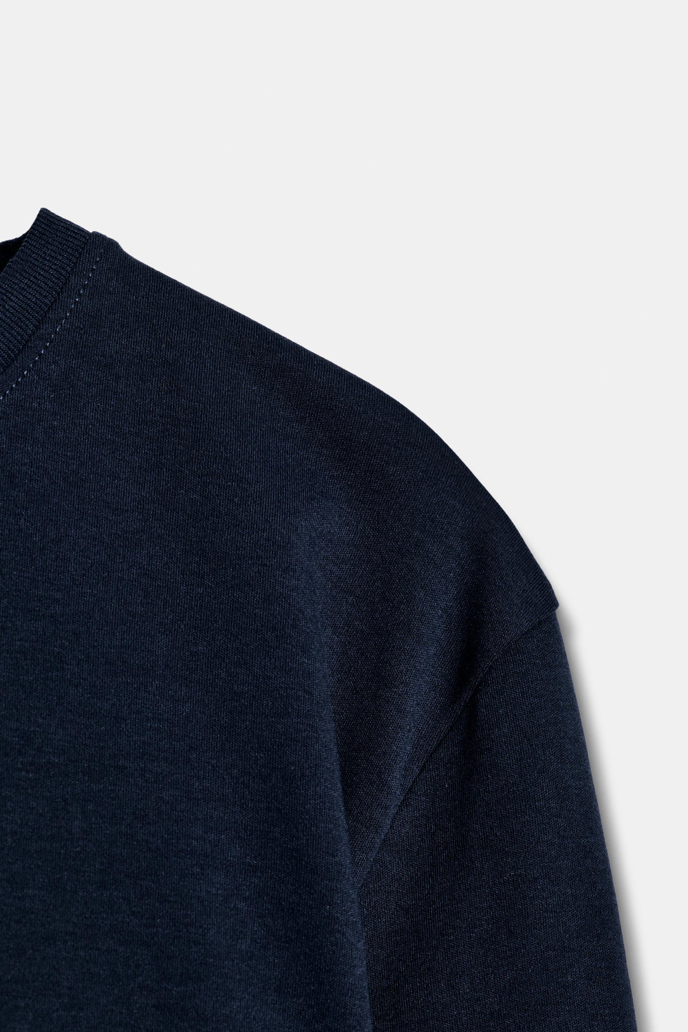 ФУТБОЛКА INTERLOCK С ДЛИННЫМИ РУКАВАМИ — ZARA