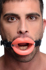 Кляп в форме губ Sissy Mouth Gag (Цвет: розовый с черным)