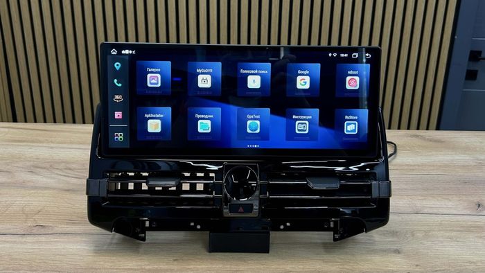 Магнитола для Toyota Land Cruiser 200 2015+ - RDL монитор 15.6" на Android 13, Быстрая, CarPlay, 4G SIM-слот