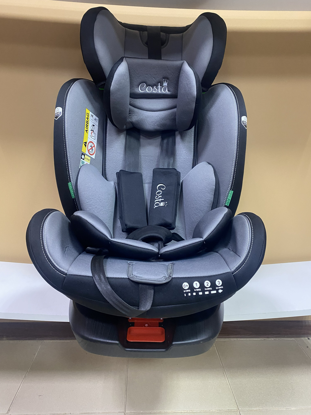 Автокресло XZ-16 Isofix группа 0+1+2+3+ ,вес от 0 до 36 кг (с рождения и до 12 лет) , цвет серо-черный.
