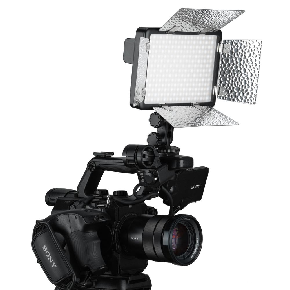 Светодиодный осветитель Godox LF308BI