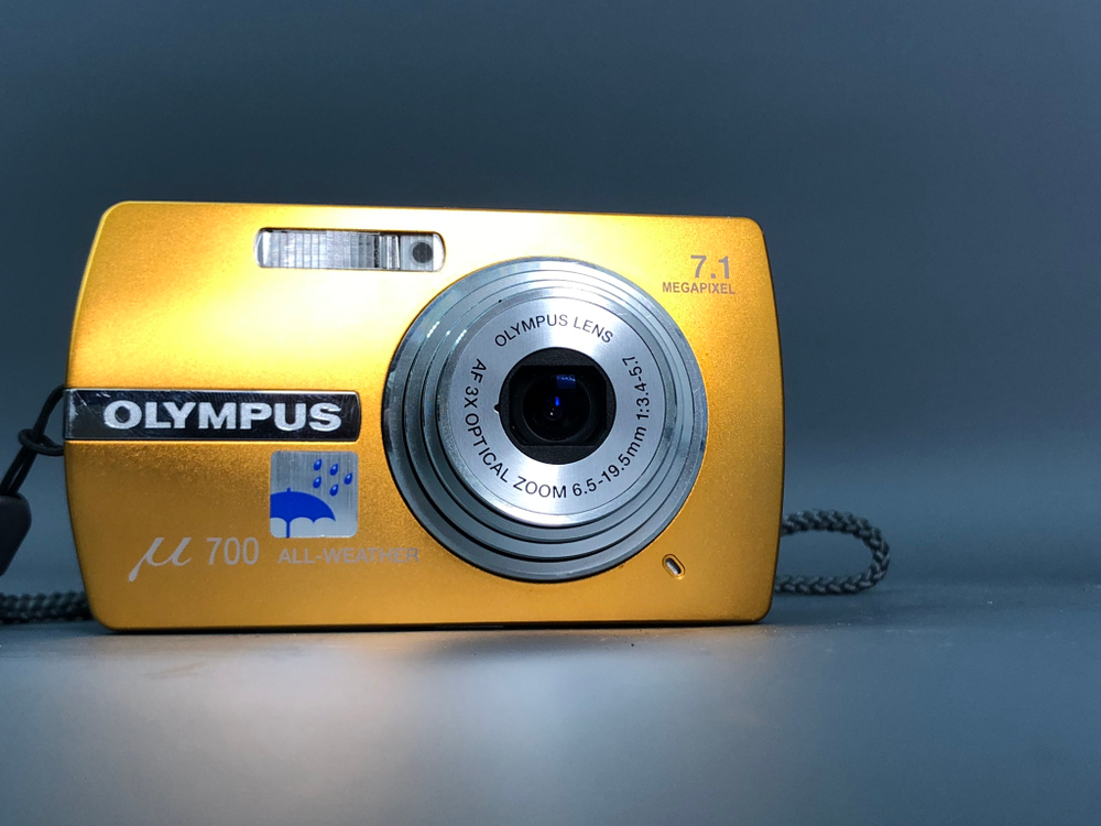 Olympus M700