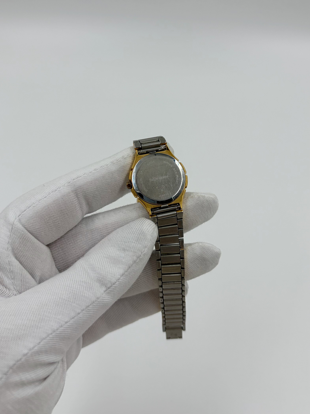 Часы Yves Saint Laurent