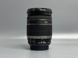 Canon EF-S 18-200mm 3.5-5.6 IS