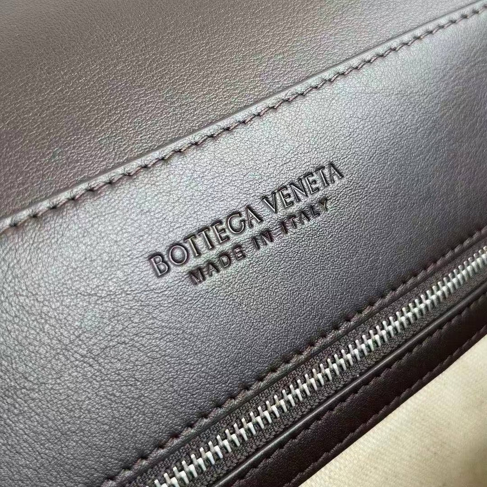 Сумка через плечо Bottega Veneta Small Andiamo