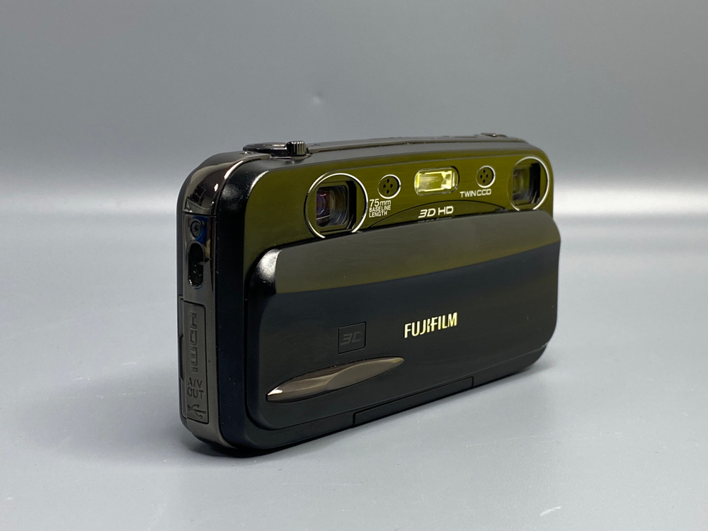 Fujifilm FinePix REAL 3D W3