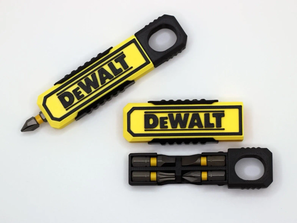 Набор отверток с насадками от DeWalt , функция брелка