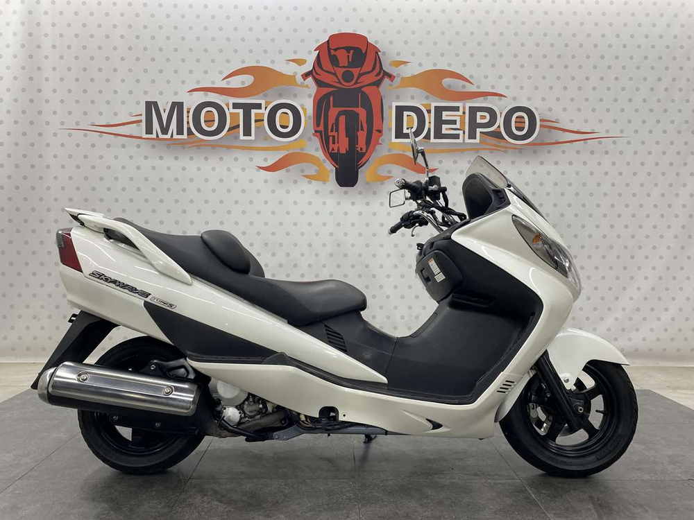 Suzuki Skywave 400 , 2006