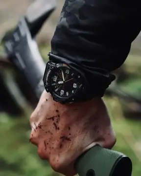 Наручные часы Casio G-Shock GG-B100Y-1AER