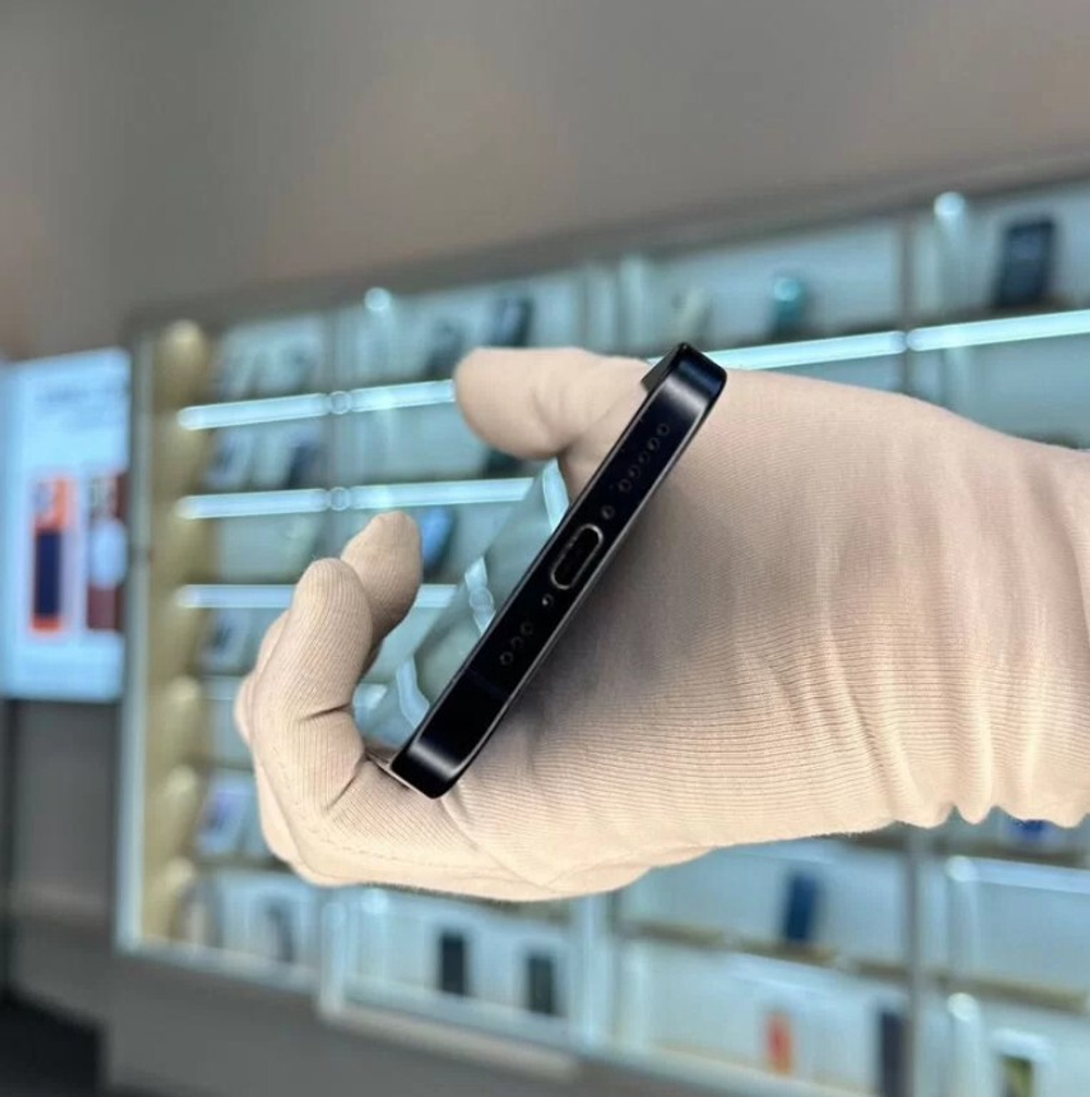 iPhone 15 Pro Max, 256 ГБ б/у