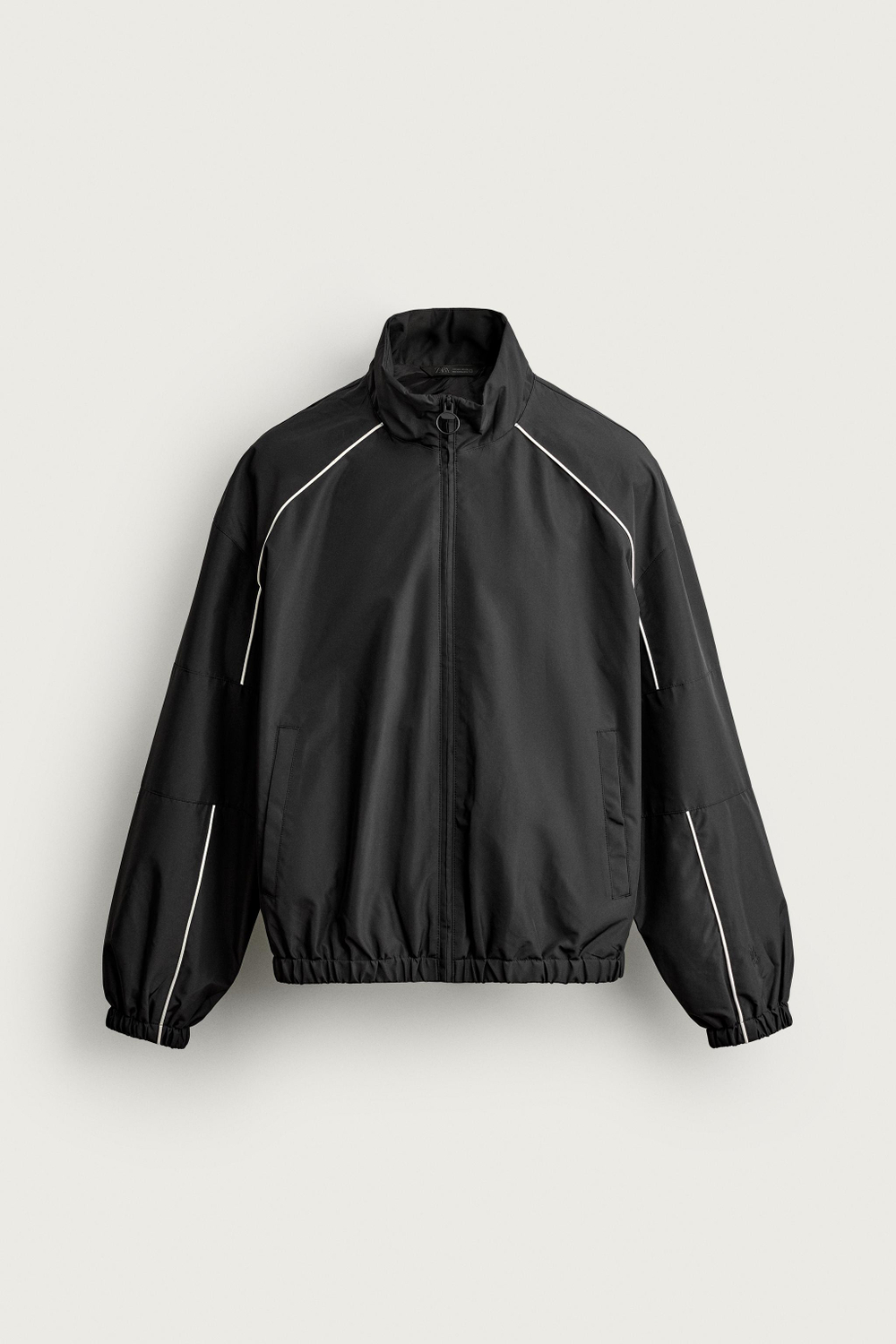 WATER-REPELLENT КУРТКА С КОНТРАСТНОЙ ОТДЕЛКОЙ — ZARA