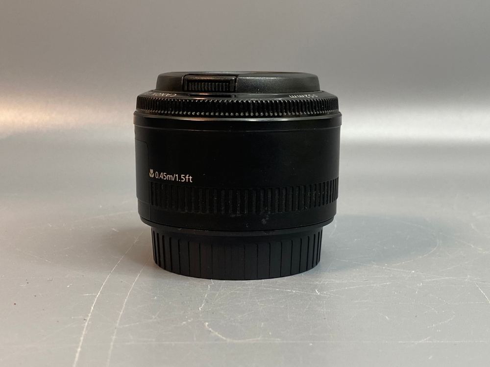 Canon EF 50mm 1.8 II