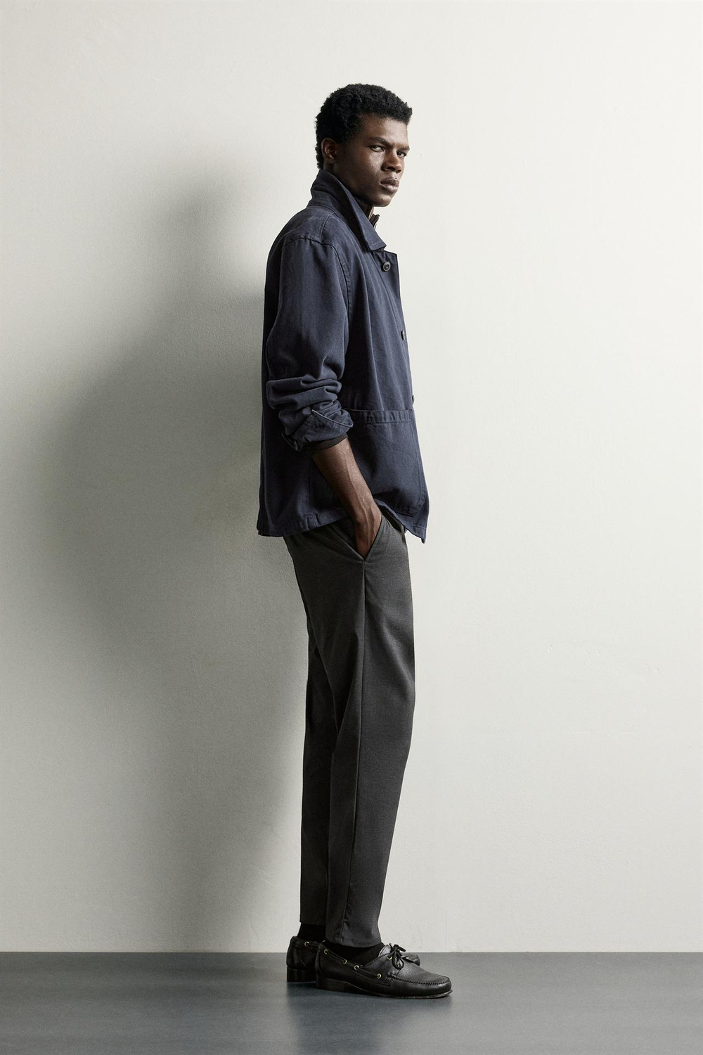 ZARA БРЮКИ SLIM FIT COMFORT, АНТРАЦИТОВО-СЕРЫЙ