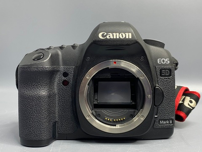 Canon EOS 5D Mark II 31.000 кадров