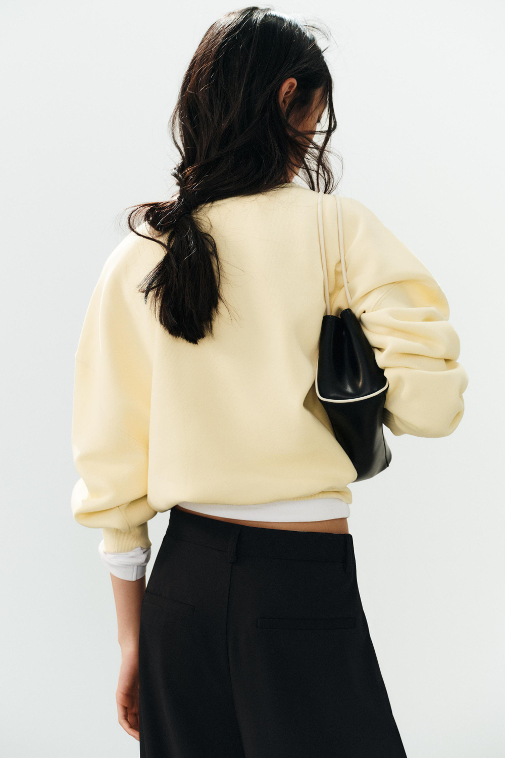 БАЗОВАЯ ТОЛСТОВКА — ZARA