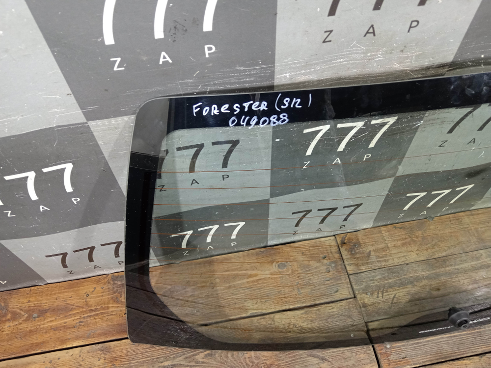 Стекло крышки багажника, заднее Subaru Forester 4 (SJ/S13) 12-19 Б/У Оригинал 63019SG000