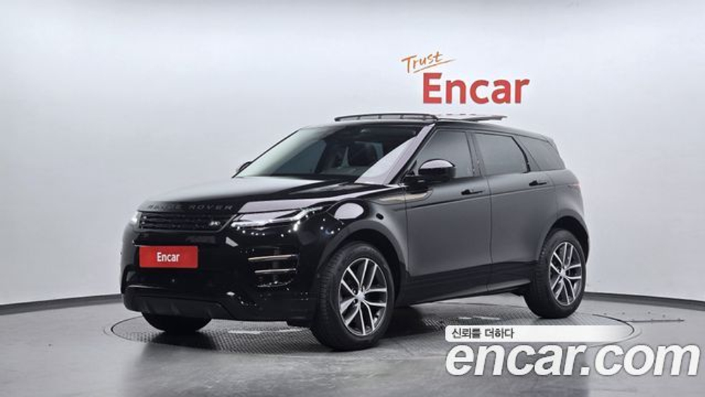 Land Rover Range Rover Evoque P250 Dynamic SE — 2025