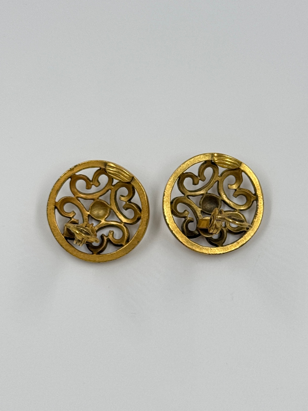 Клипсы Yves Saint Laurent