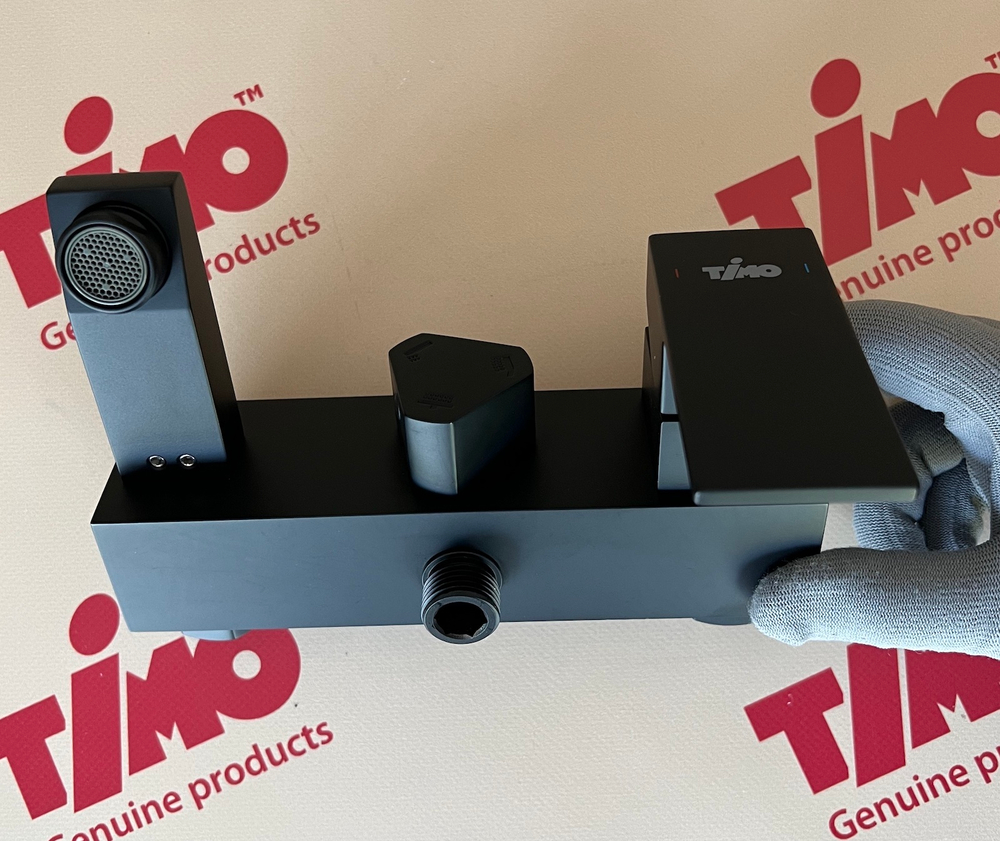 Timo SX-1030/03 Selene Душевая система для ванны 215х215/Ø85 мм, 1/1 режим, черный