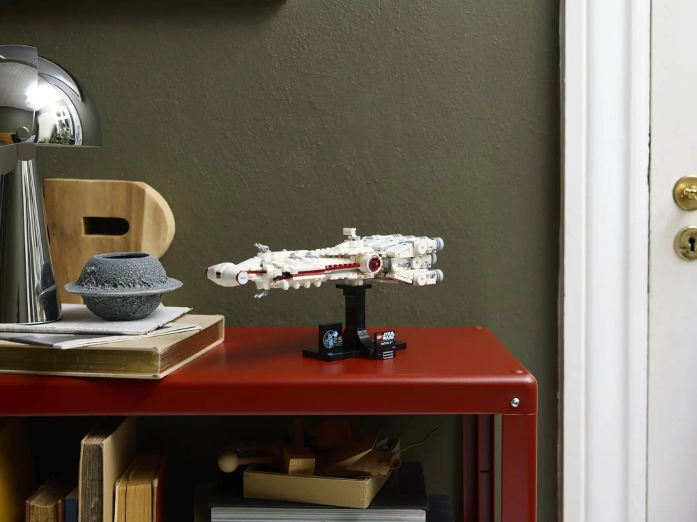 Конструктор LEGO Star Wars 75376 Тантив IV