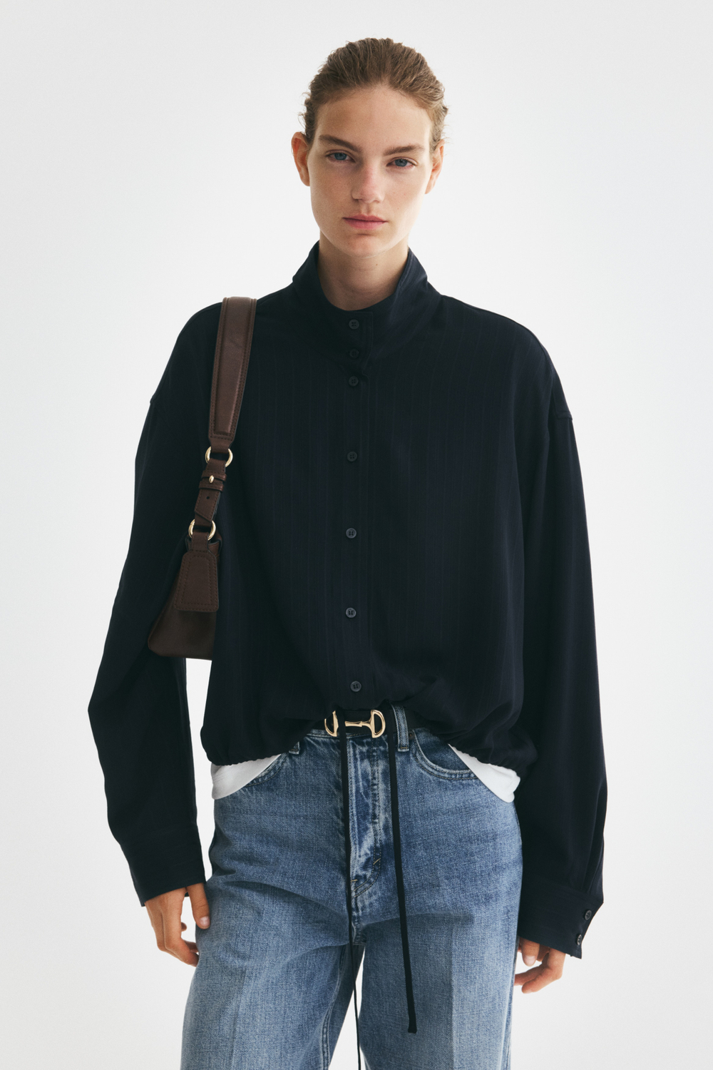 Короткая рубашка оверсайз со стяжкой - H&M