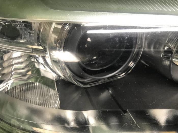 Фара правая BMW X3 F25 (2014-2017) ксенон