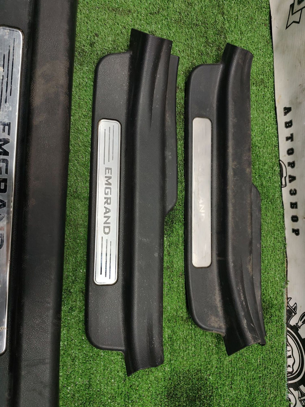 Накладки порогов комплект Geely Emgrand EC7 2014 с пробегом