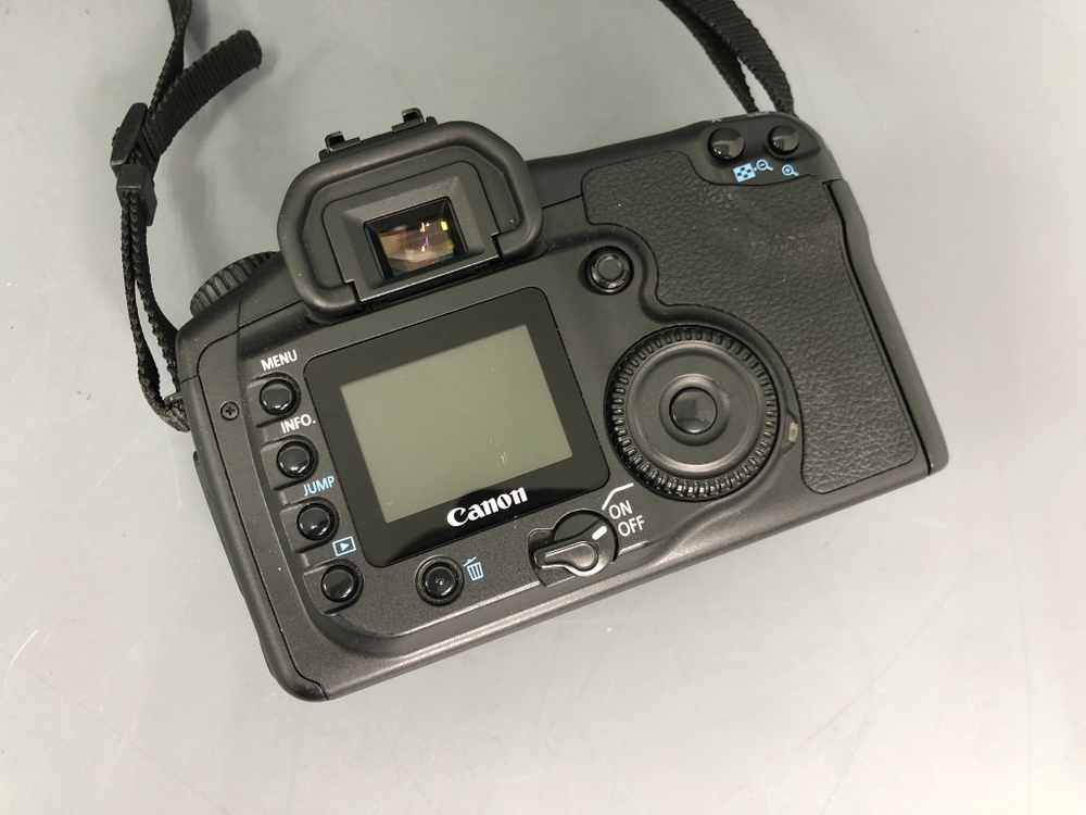 Canon EOS 20D