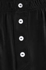 СВОБОДНЫЕ ШОРТЫ С ПУГОВИЦАМИ — ZARA