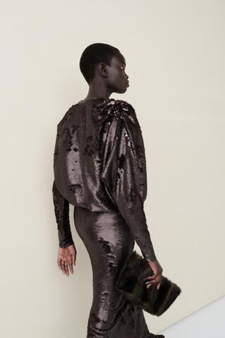 ZARA X BAISI GUADAGNINO ПЛАТЬЕ С ПАЙЕТКАМИ, КОРИЧНЕВЫЙ