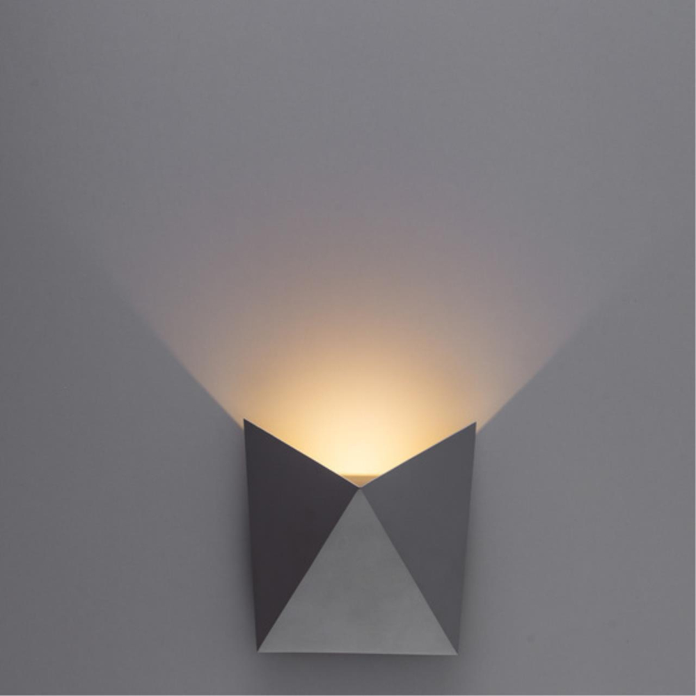 Настенный светодиодный светильник Arte Lamp Arte Lamp BUSTA A1609AP-1GY