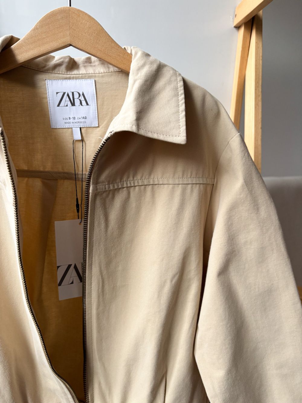 Новая ветровка Zara, 140