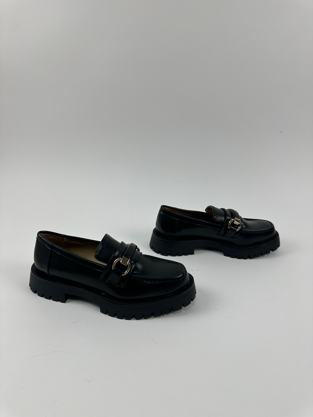 Лоферы Zara