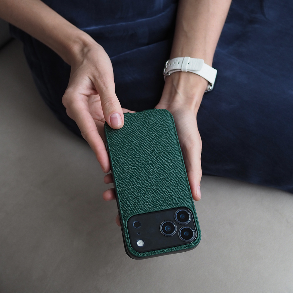 Чехол для iPhone 17 Pro - кожа теленка сафьяно, зеленый