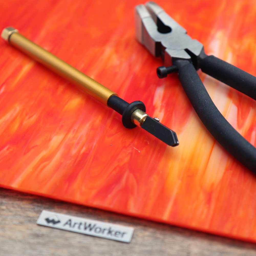 Красное непрозрачное витражное стекло Wanda Stained GC 214 4 мм ArtWorker