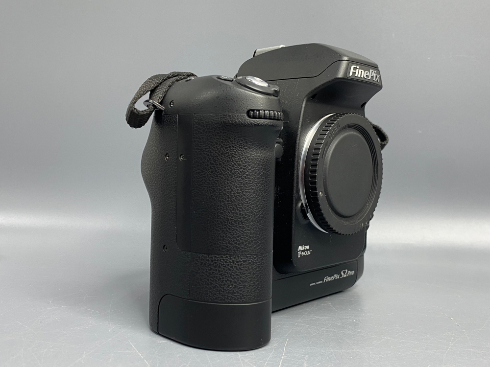 FujiFilm FinePix S2 Pro