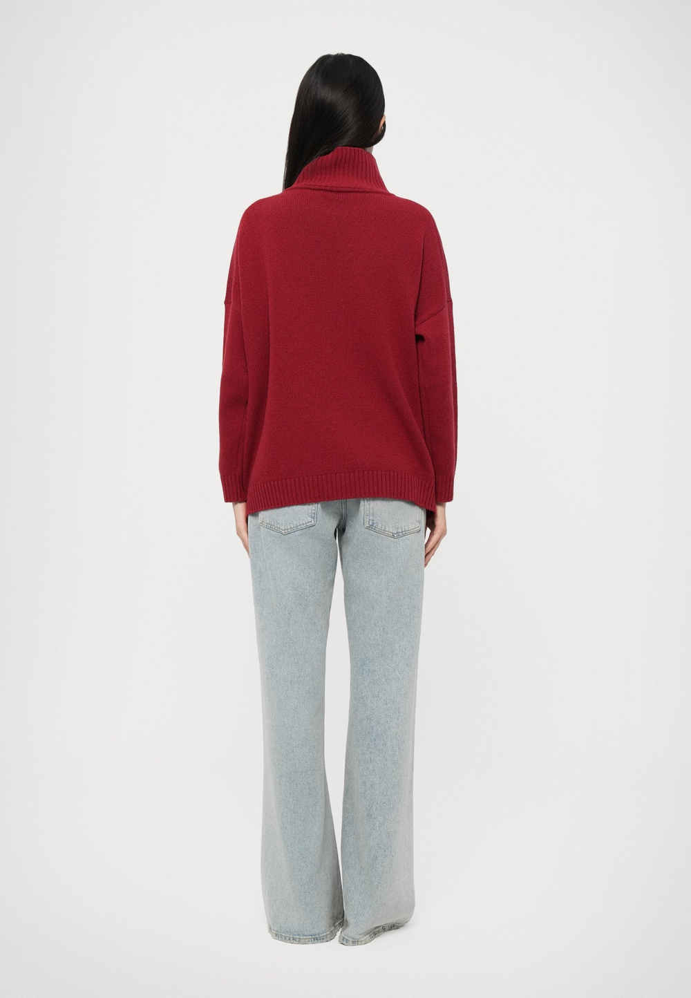 Свитер женский WEEKEND MAX MARA BORGIA