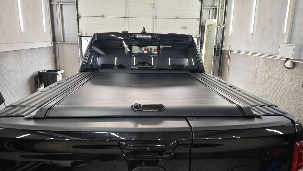 Роллета механическая на пикап Dodge RAM RAM BOX (крышка кузова )
