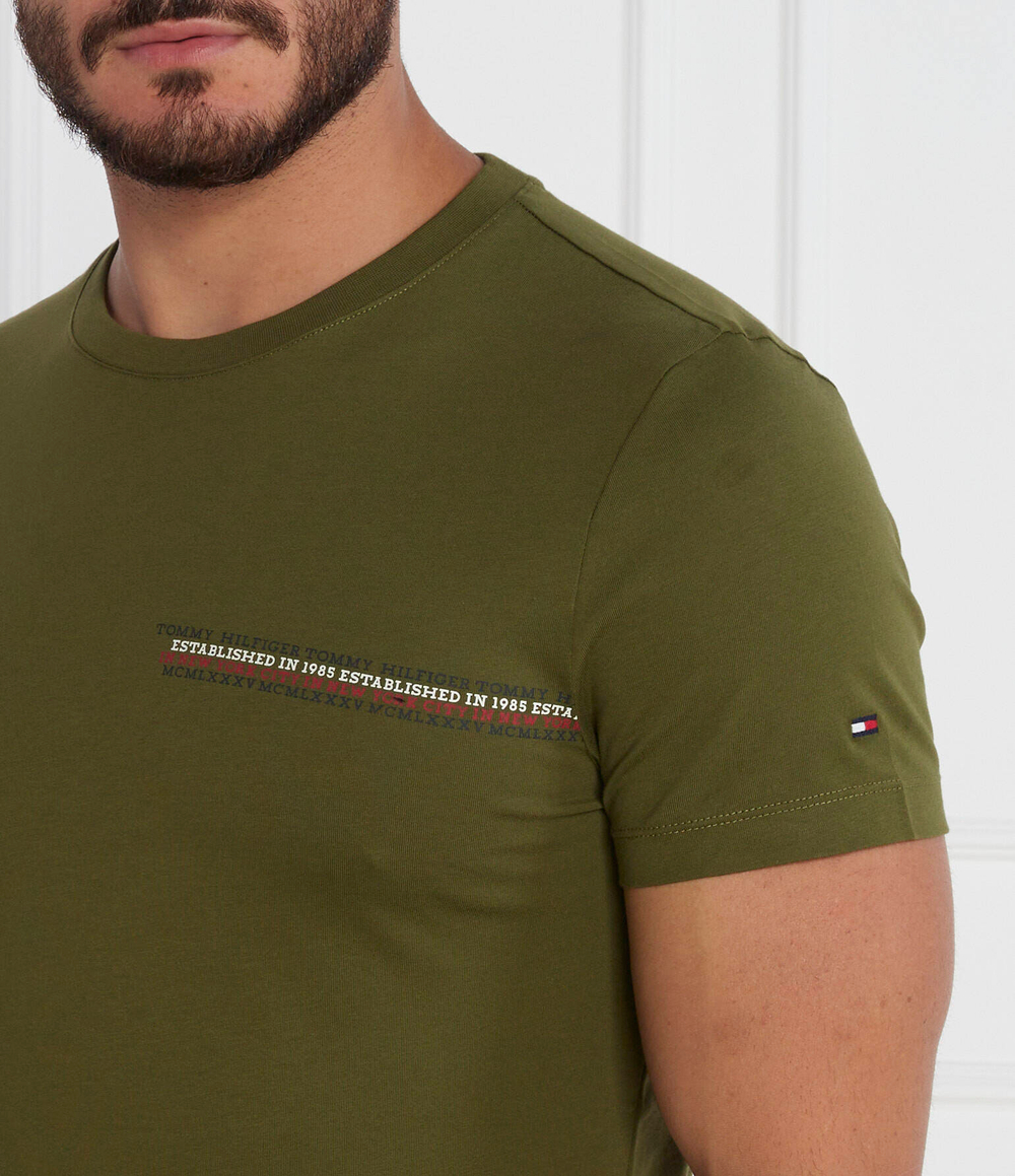 Футболка SMALL CHEST STRIPE MONOTYPE TEE Tommy Hilfiger - хаки(MW0MW32595)