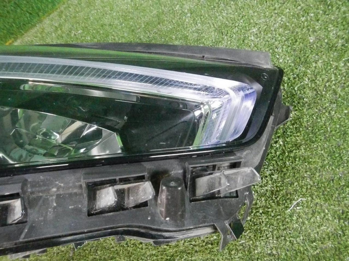 Фара правая Mercedes CLA C118 (2019-2023) LED