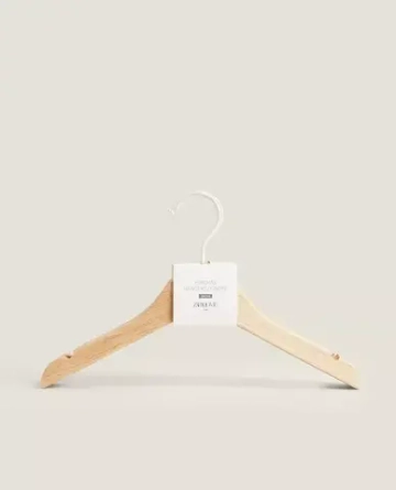 ZARA HOME ДЕТСКИЕ ВЕШАЛКИ ИЗ ДЕРЕВА (НАБОР ИЗ 4 ШТ.), СВЕТЛО-БЕЖЕВЫЙ