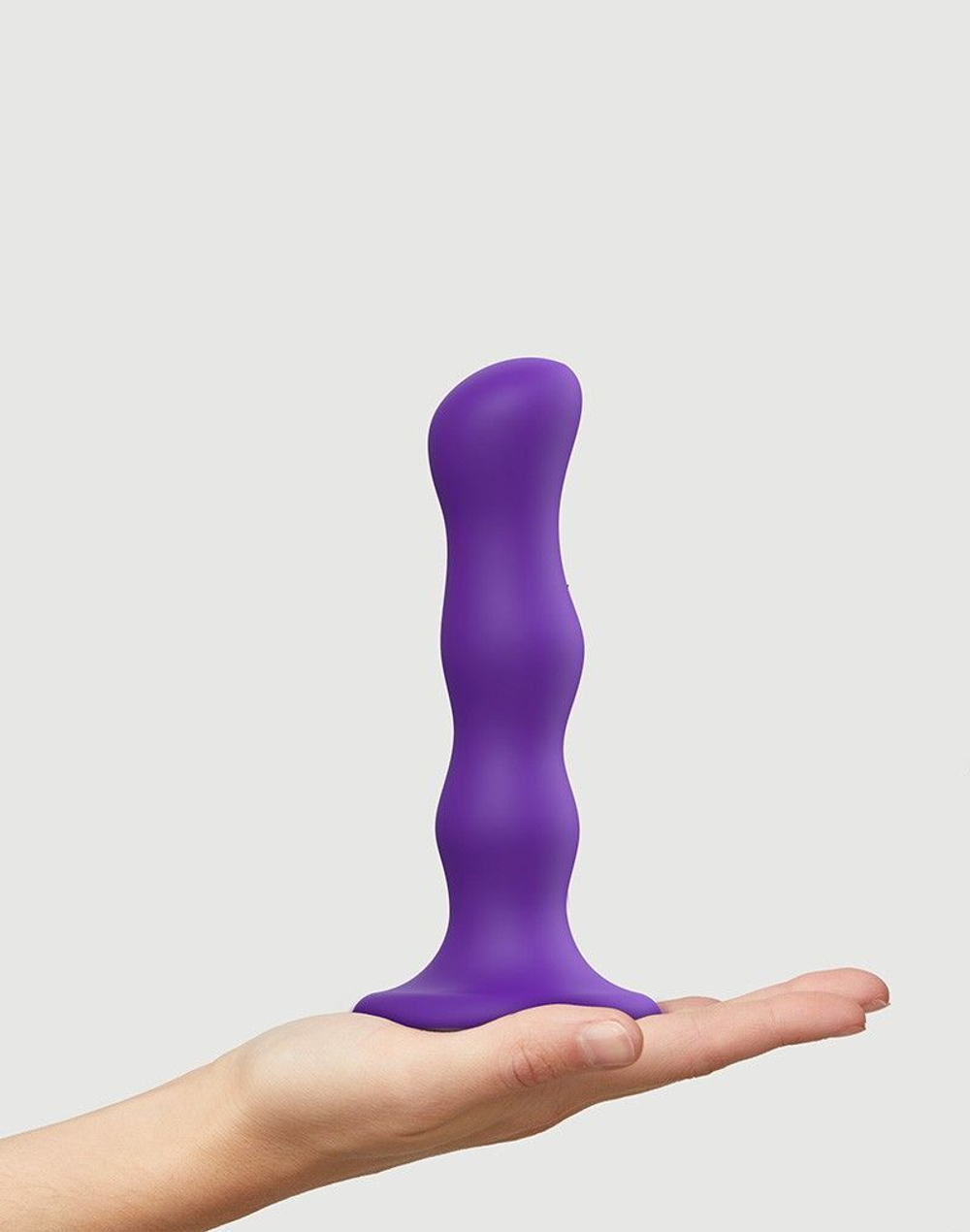 Фиолетовая насадка Strap-On-Me Dildo Geisha Balls size M (Цвет: фиолетовый)