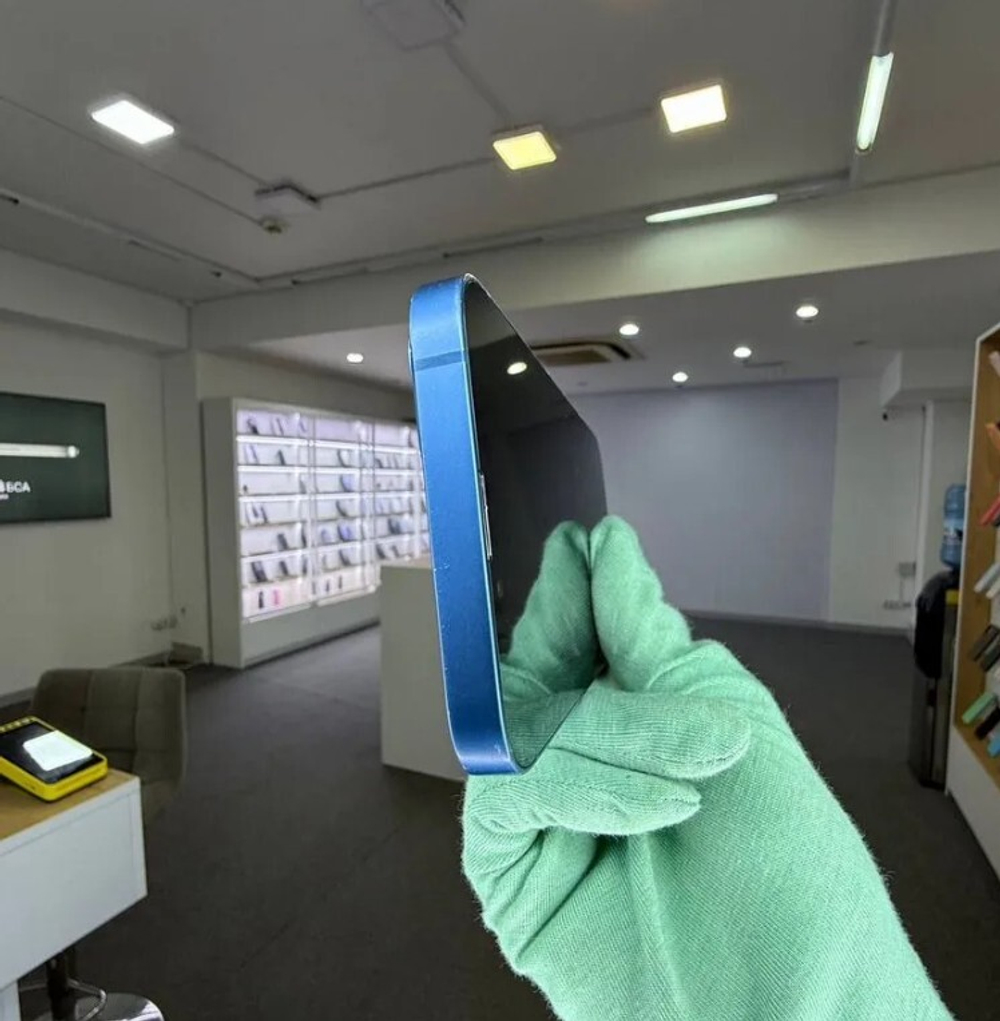 iPhone 13, 128 ГБ б/у