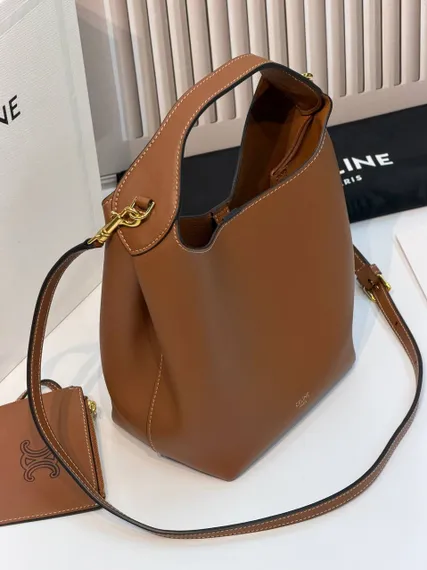 Сумка CELINE SMALL HOBO IN SUPPLE SMOOTH CALFSKIN