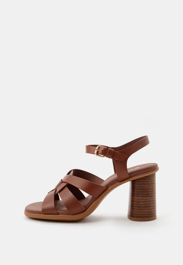 Босоножки женские ECCO SCULPTED ALBA 65