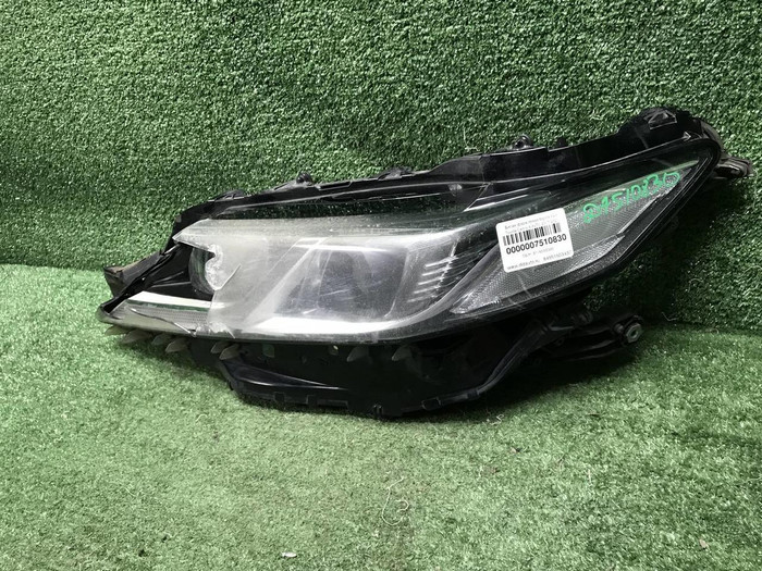 Фара левая Toyota Camry xv70 (2017-н.в.) LED