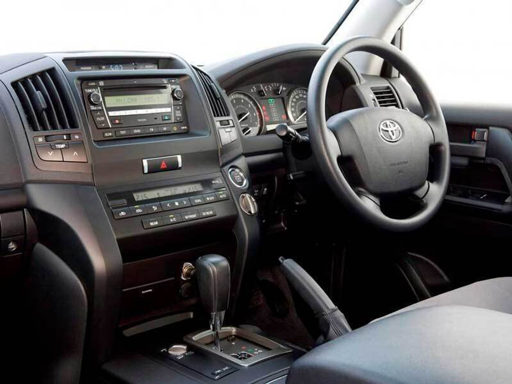Topway TS18 2+32GB 8 ядер для Toyota Land Cruiser 200 2007-2015