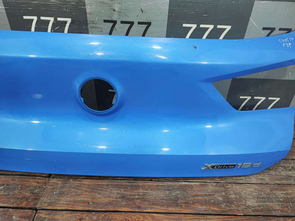 Накладка крышки багажника BMW X2 (F39) 17-23 Б/У Оригинал 51137467656